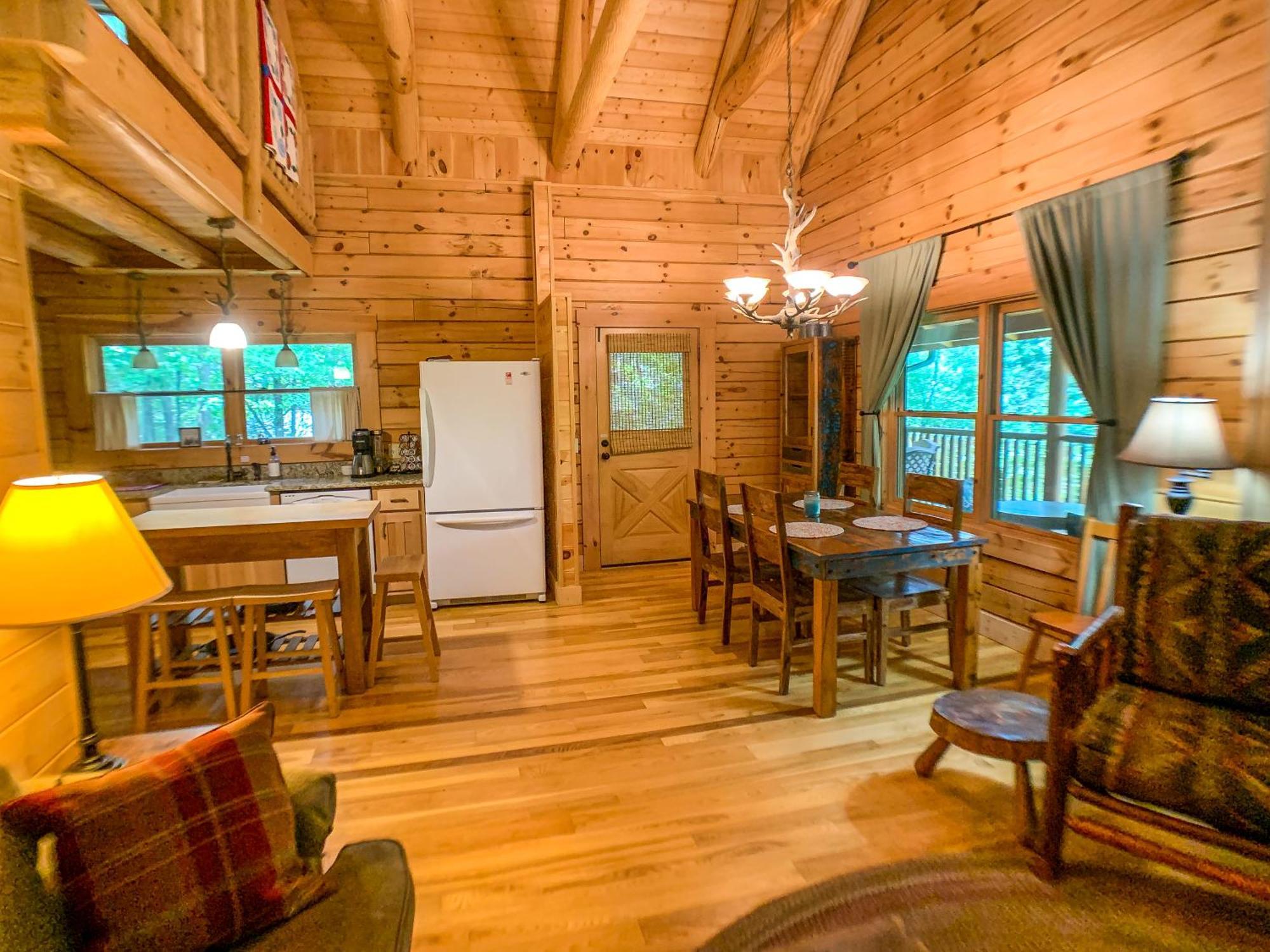 Pine Log Lodge Jefferson Экстерьер фото